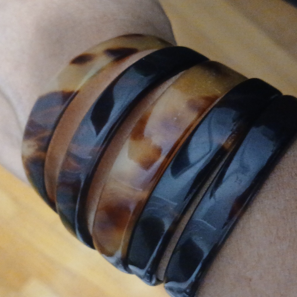 Tortoise Shell Patterned Bangles 5 Bangles - image 1